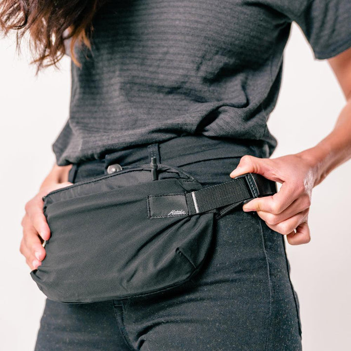 ReFraction™ Packable Sling (Black) - 2L - Nitecore Singapore
