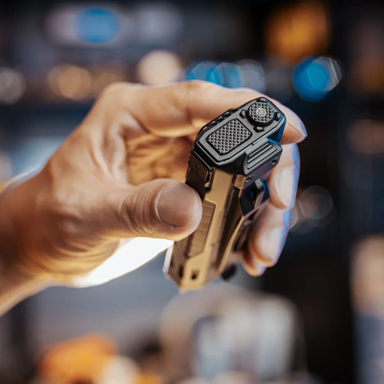 EDC37 - 8000 lumens – Nitecore Singapore