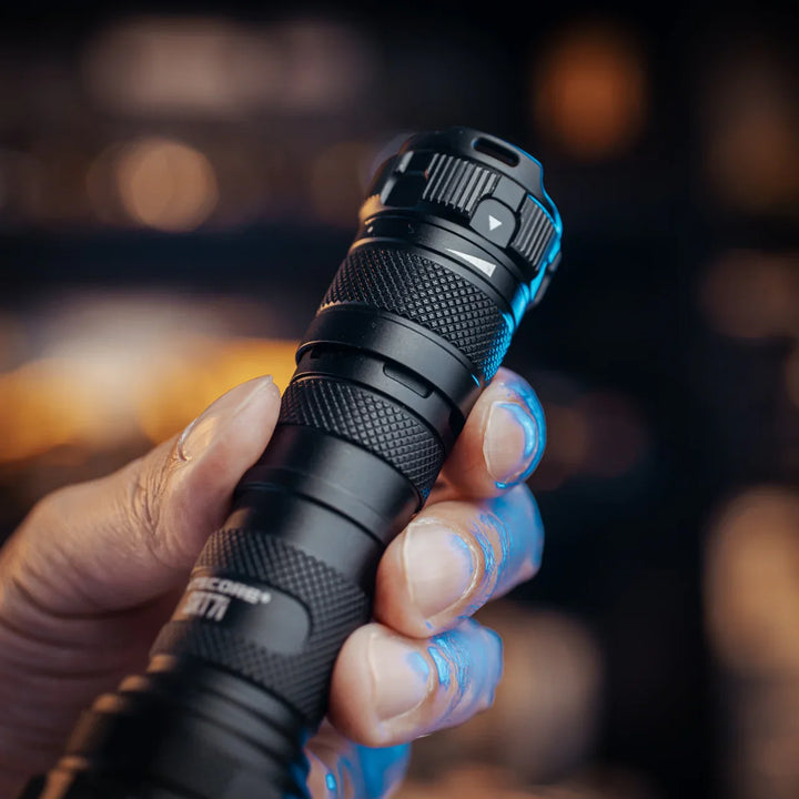 SRT7i - 3000 lumens