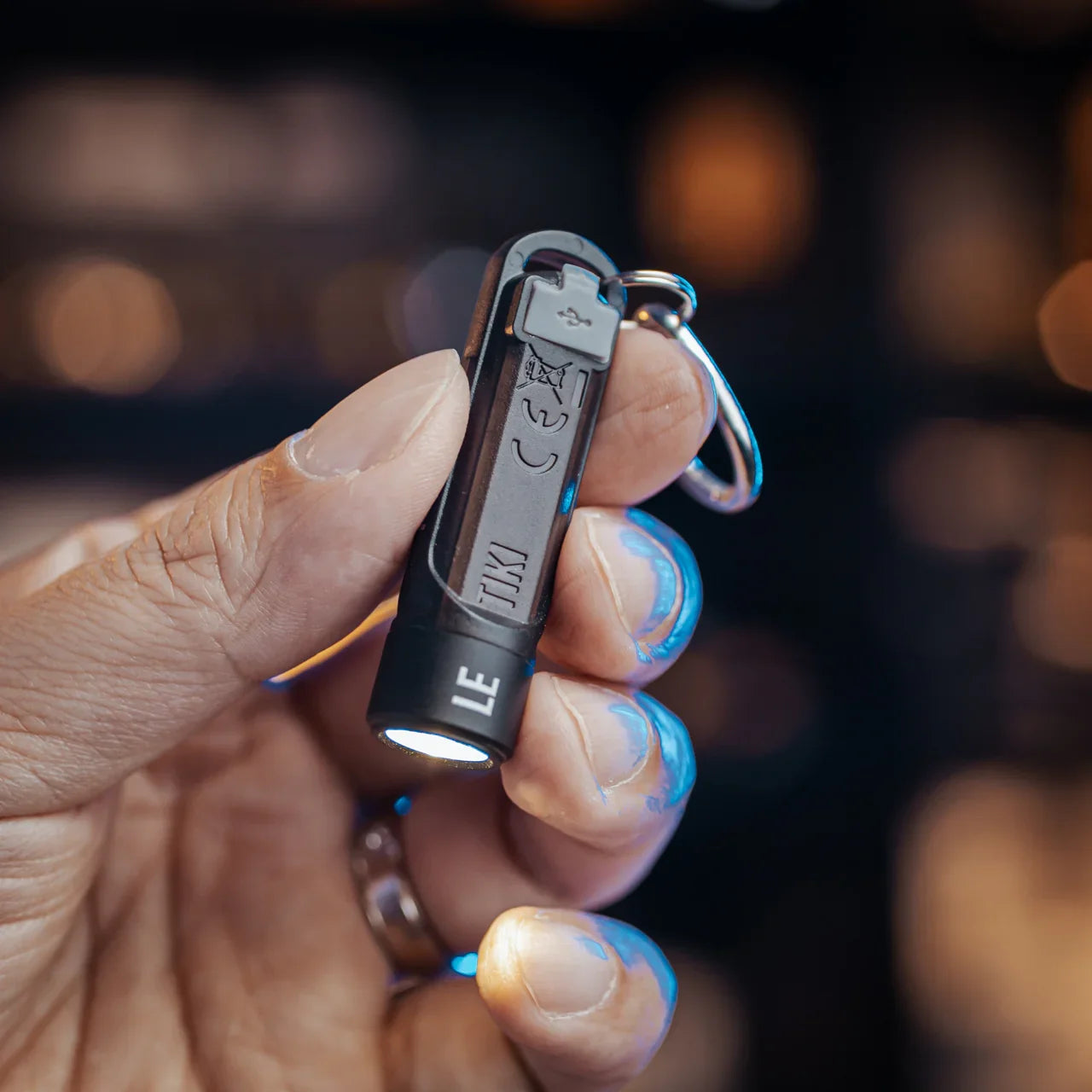 nuinui-chikuchikuライトトラップ TIKI LE - 300 lumens – Nitecore Singapore