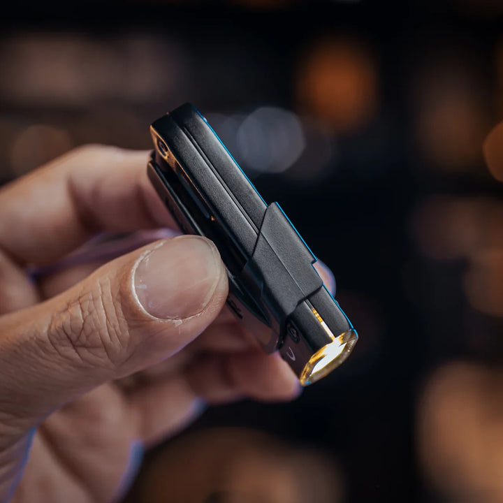 TIP SE (Black) - 700 lumens