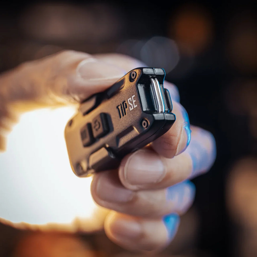 TIP SE (Black) - 700 lumens