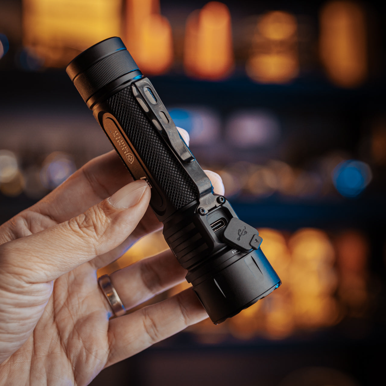 EX7 - 6000 lumens – Nitecore Singapore