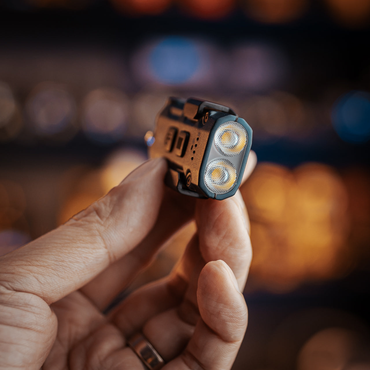 TIP 3 (Blue) - 720 lumens – Nitecore Singapore