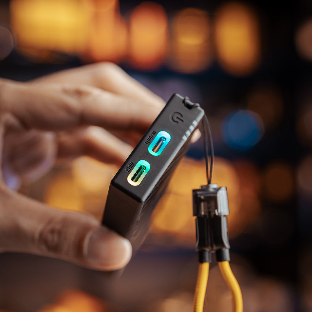 NB10000 Carbon Fiber Energy Brick (10,000mAh 3A GEN4)