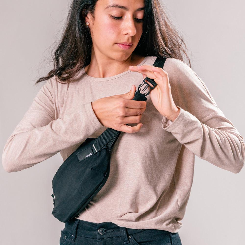 ReFraction™ Packable Sling (Black) - 2L - Nitecore Singapore