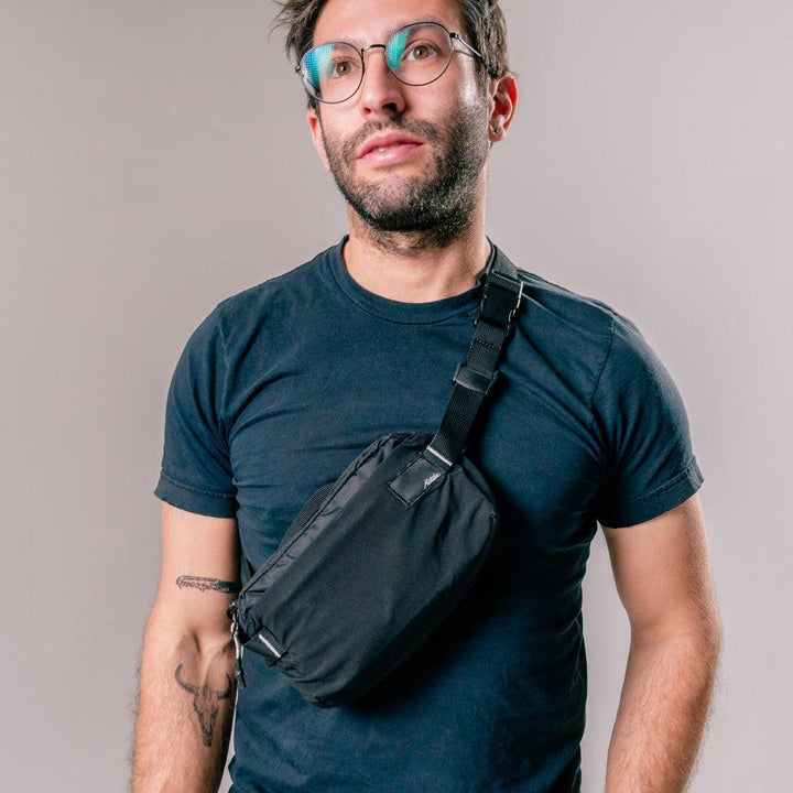 ReFraction™ Packable Sling (Black) - 2L