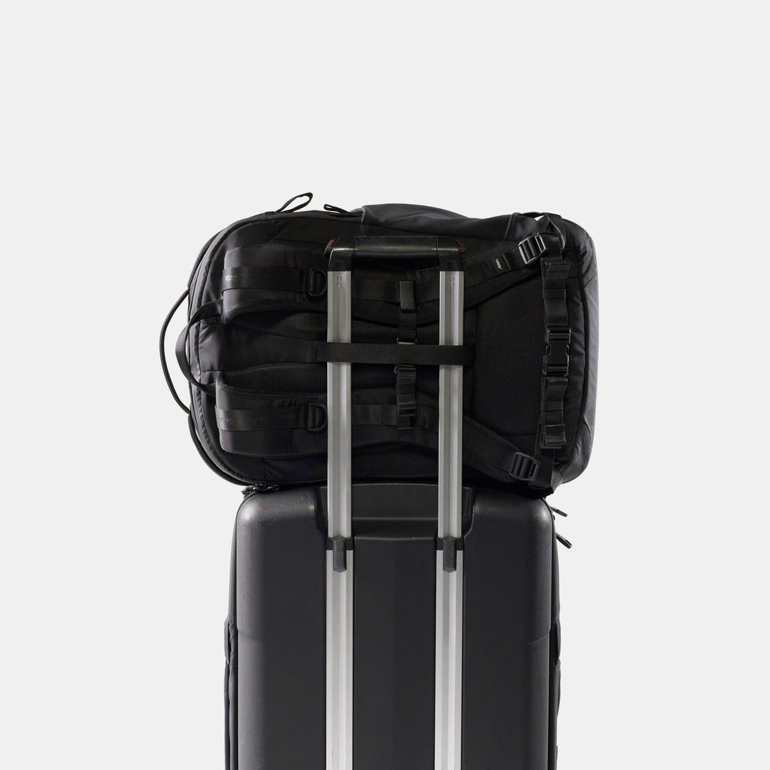 Matador 30L Carry On Travel Pack - Black - view 4