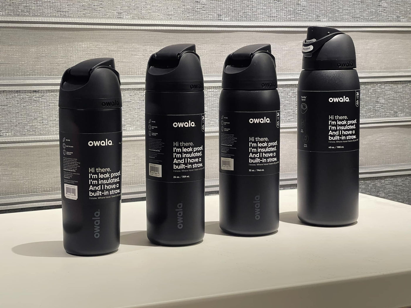 Owala FreeSip® Water Bottle (Stainless Steel) Black