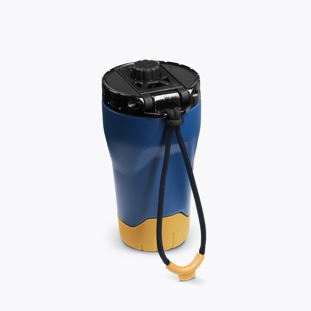 VSSL Rift Tumbler 10oz - Rift Link carry loop attached to the lid - Nitecore Singapore