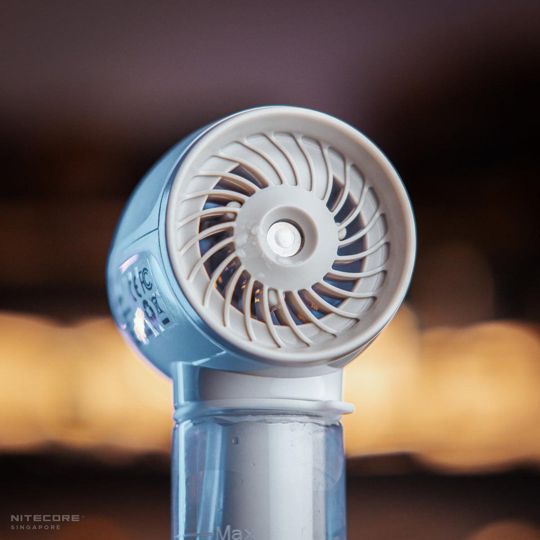 izzCool 10 - Handheld Air Conditioner Fan (2,600mAh - WHITE) - Nitecore Singapore