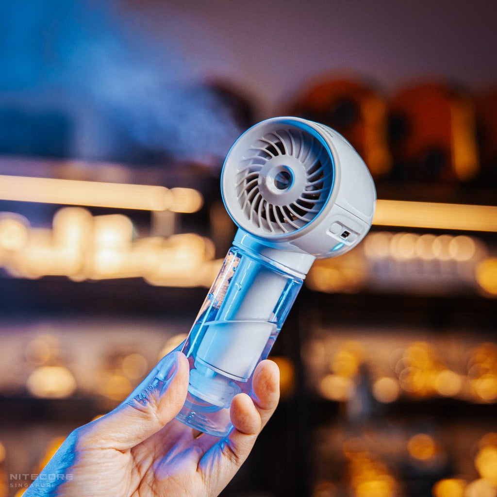 izzCool 10 Handheld Air Conditioner Fan (2,600mAh WHITE