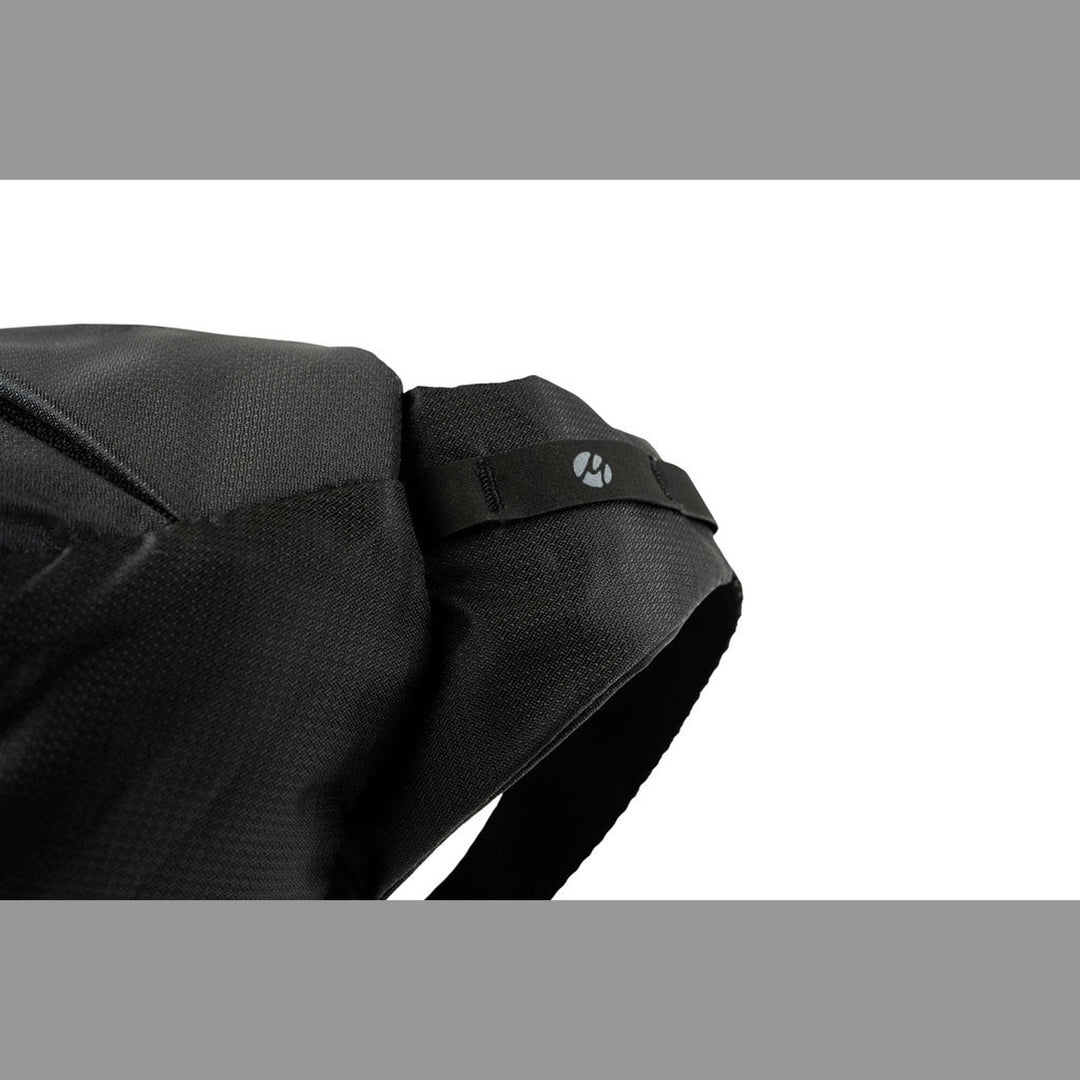 Matador On-Grid Packable Hip Pack zipper and fabric detail
