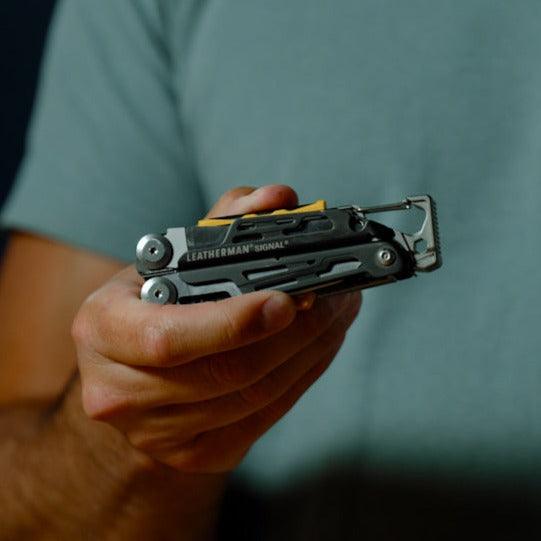SIGNAL BLACK - 19 TOOLS - Nitecore Singapore