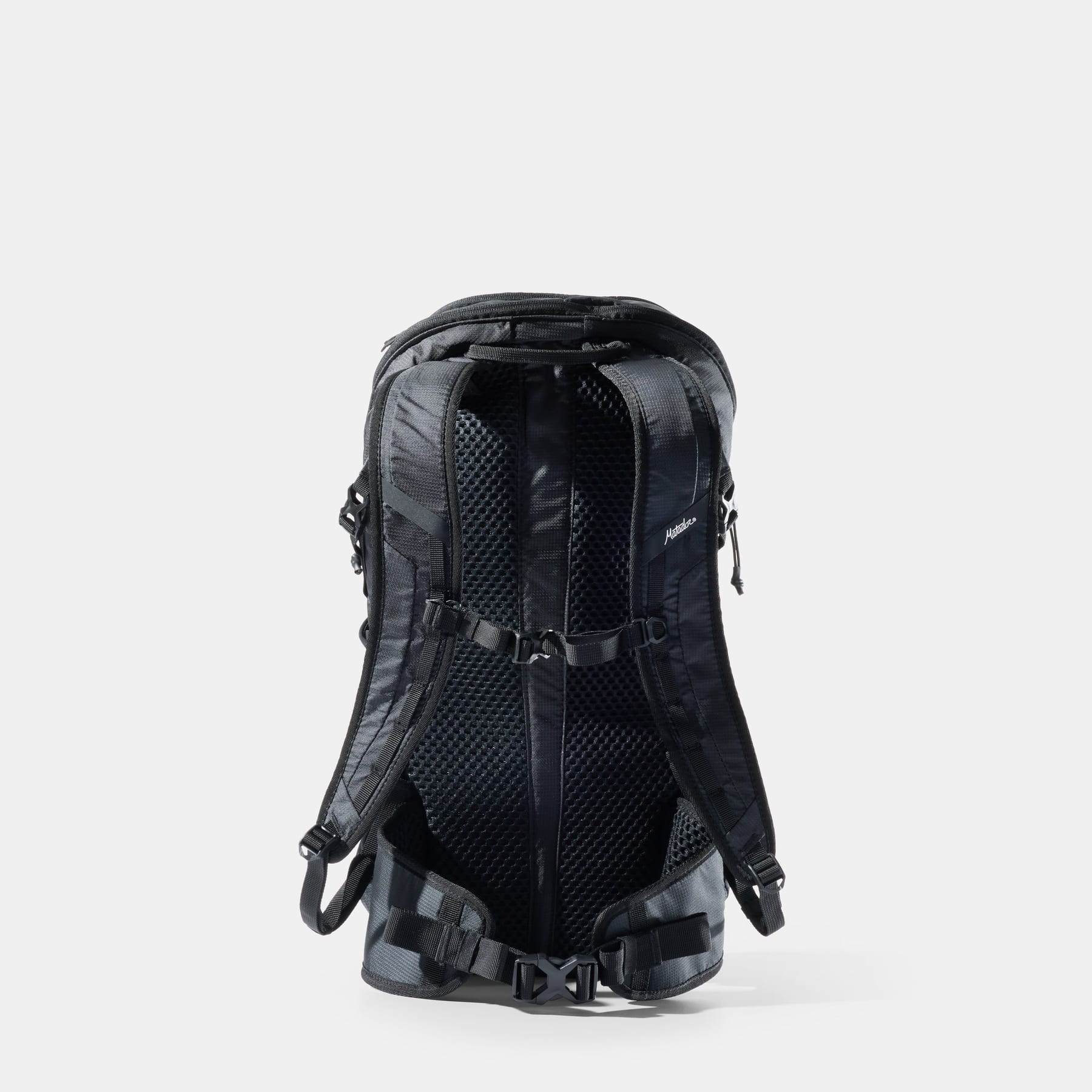 Beast18 Ultralight Technical Backpack - 18L – Nitecore Singapore