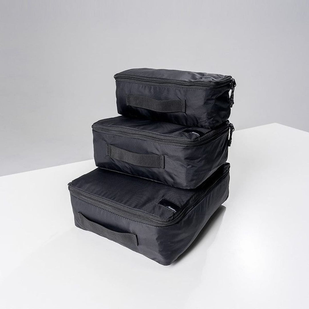 Packing Cube Set in use