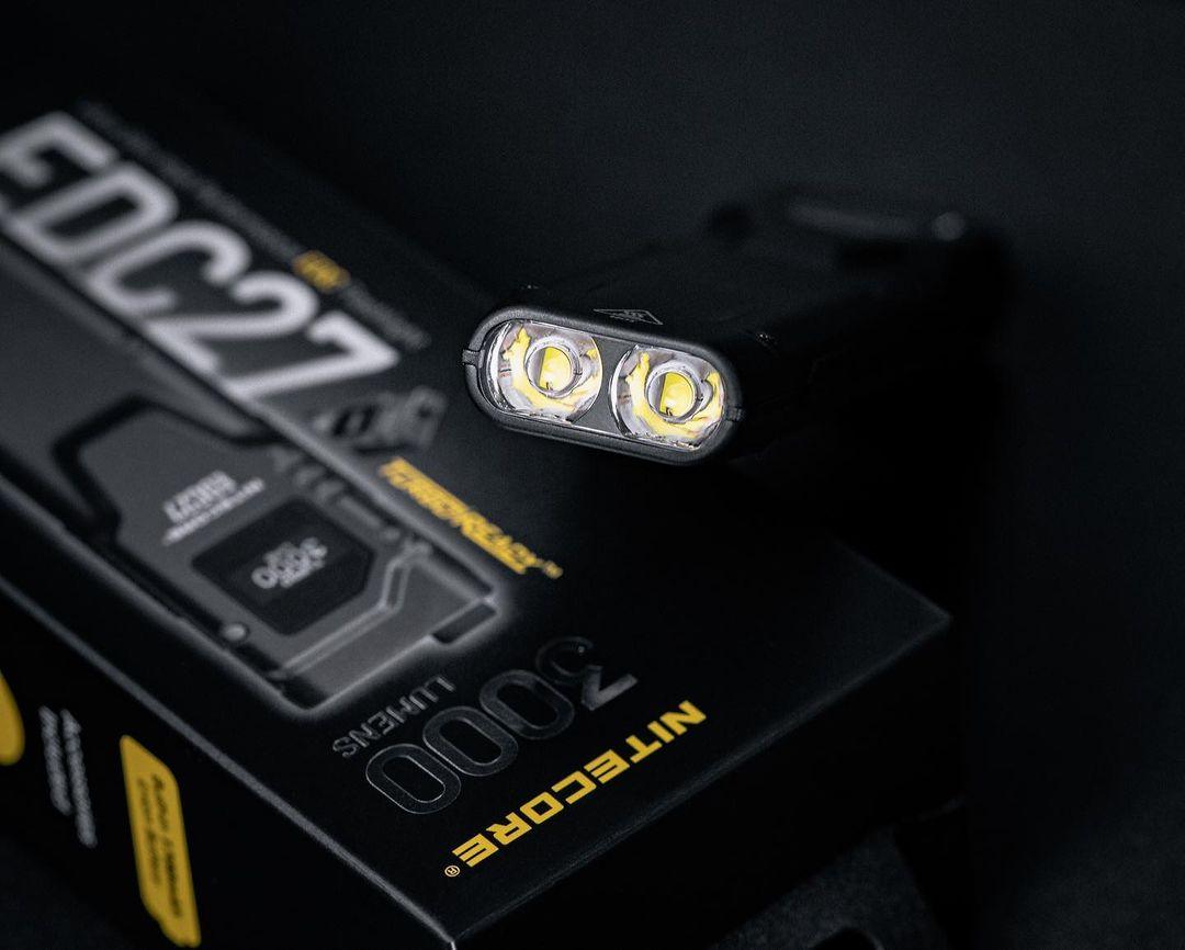 Review NITECORE EDC27 - 2 Luminus SST40 LEDs - 3000 lumens